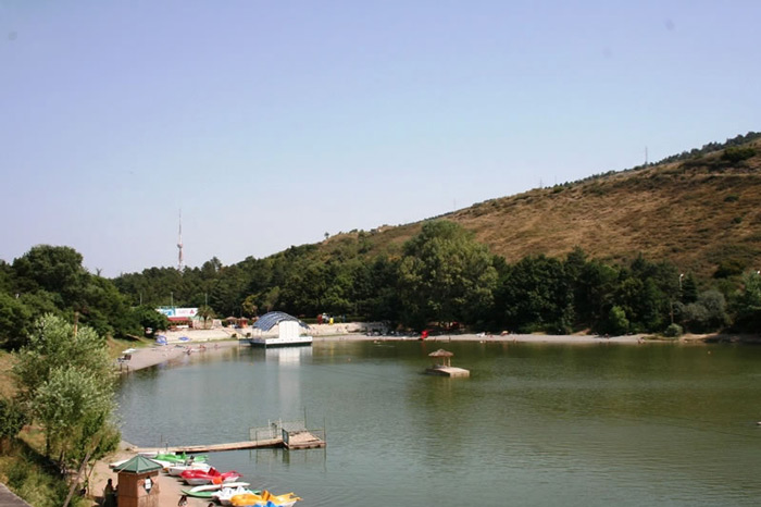 دریاچه لاکپشت ها تفلیس گرجستان (Turtle lake)
