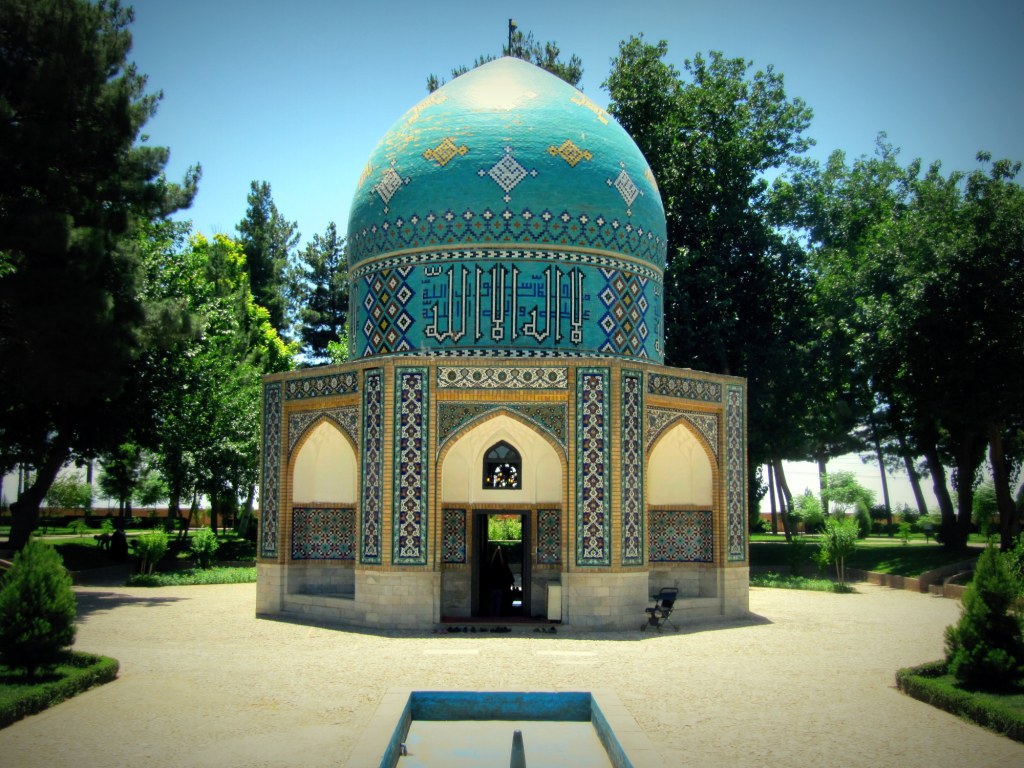 آرامگاه عطار نیشابوری(شاعرو نویسنده قرن ششم)