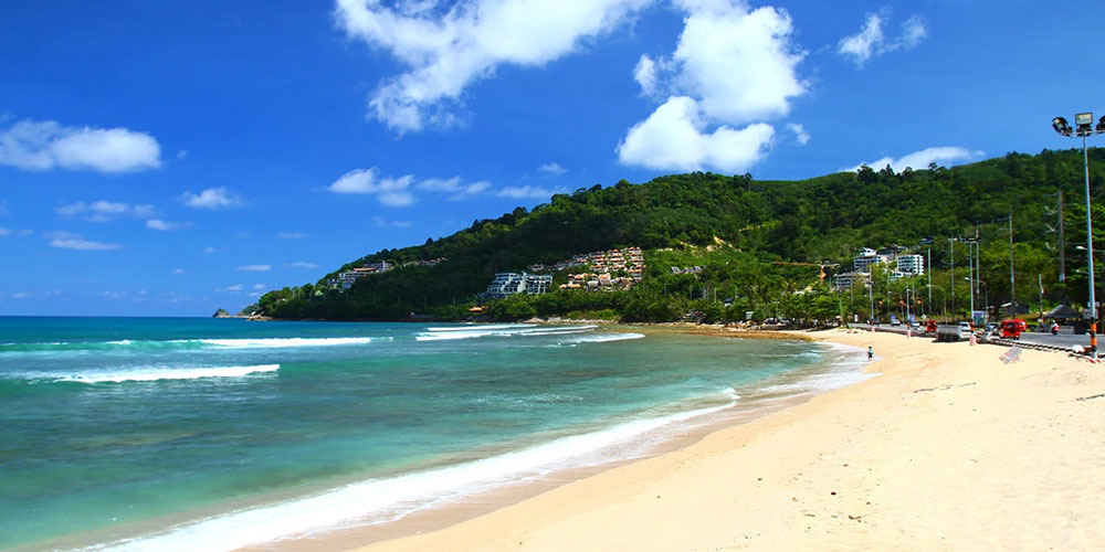 ساحل کالیم پوکت (Kalim Beach)