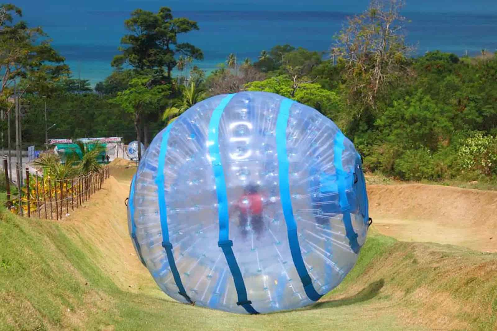 زوربینگ ات رولربال پوکت(Zorbing at Rollerball)