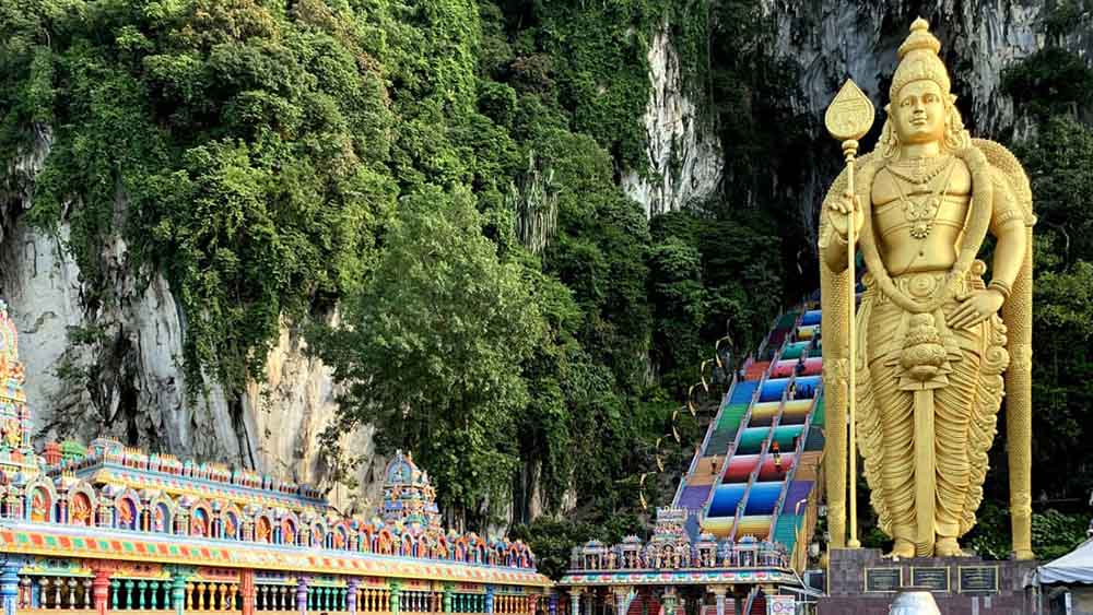 باتو کیو یا غار باتو کوالالامپور مالزی (Batu Caves)
