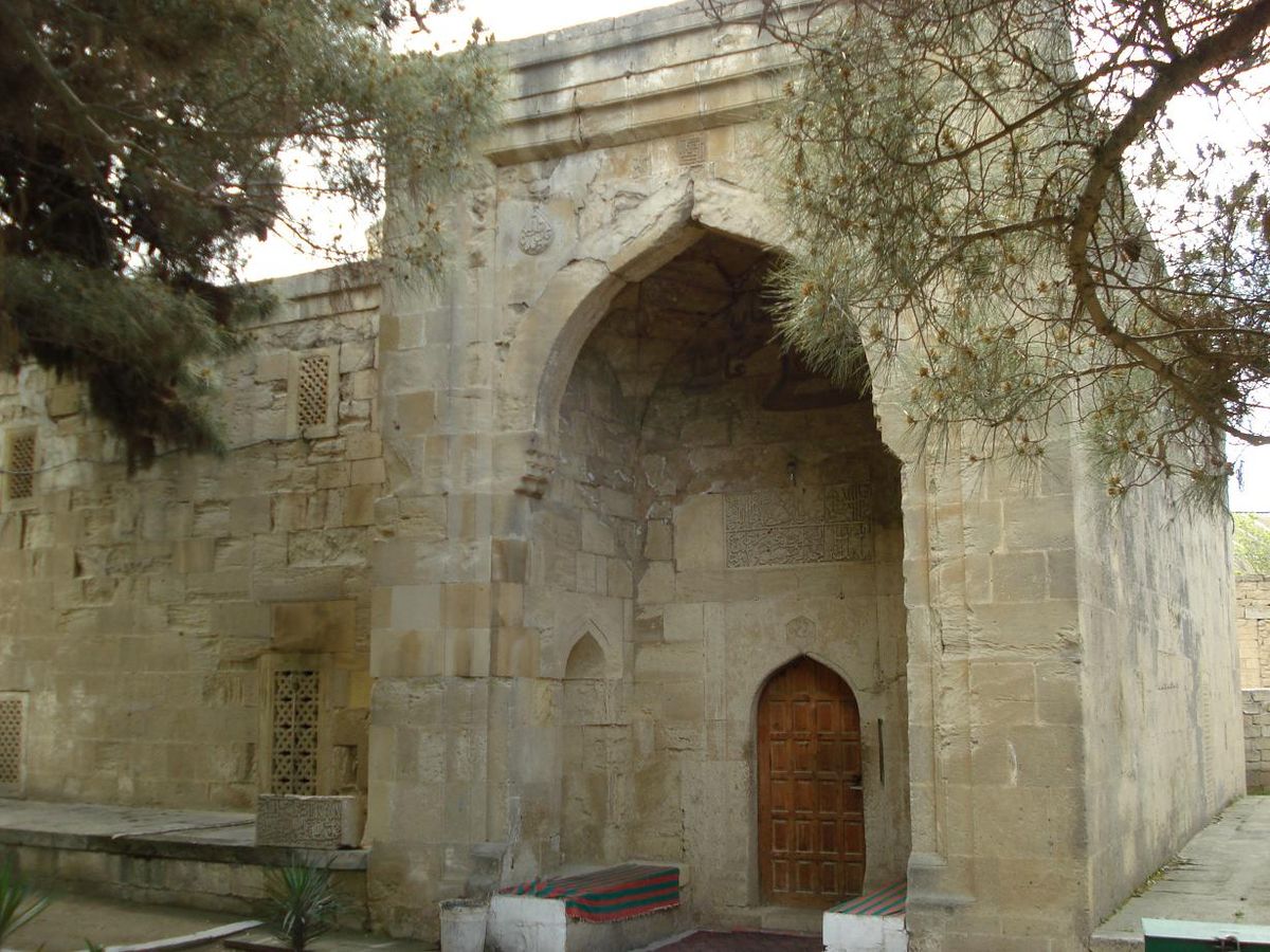 مسجد توبا شاخی در نزدیکی باکو