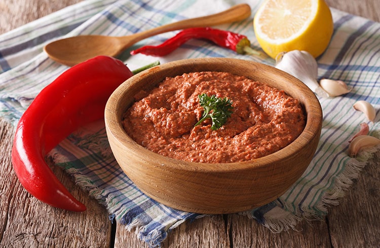 بخشی از یک صبحانه سنتی ترکی چیست؟