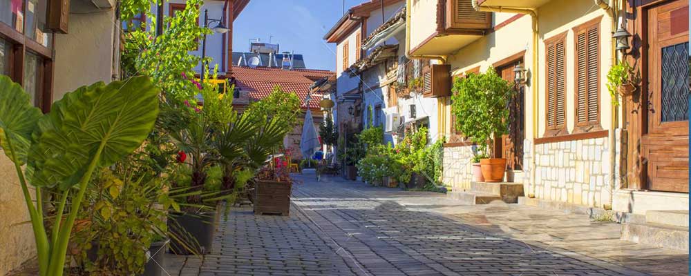 بررسی شهر قدیمی آنتالیا (Old Town of Antalya)