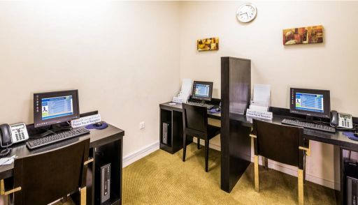 هتل هالیدی این اکسپرس دبی فرودگاه