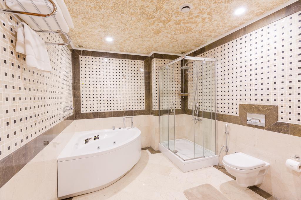 هتل دیوان سوییتس باتومی گرجستان