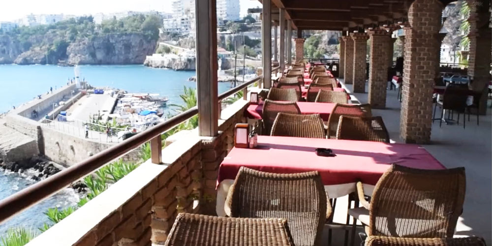 ساحل مرمرلی آنتالیا Mermerli Beach