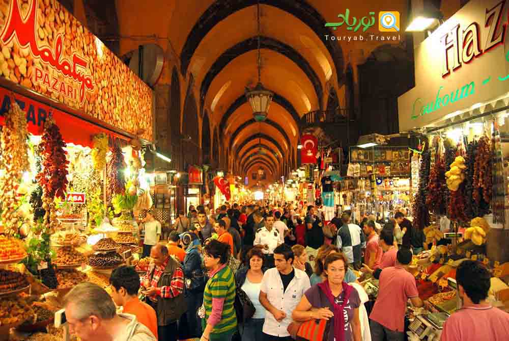 امینونو استانبول(محله و اسکله دریایی شاخ طلایی)