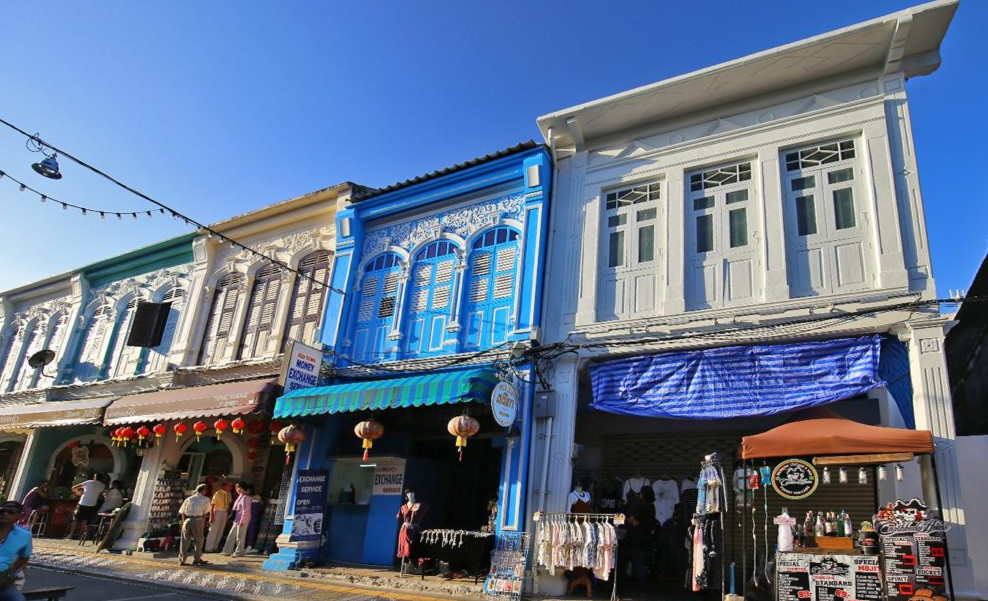 بازار واکینگ استریت پوکت(جاده تالانگ)