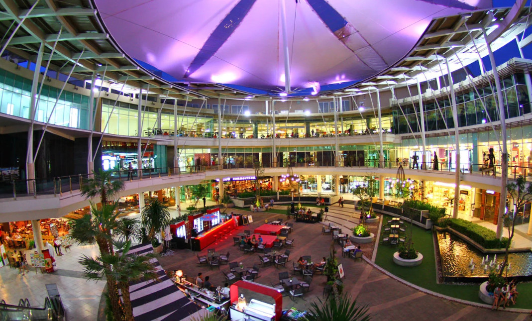 مرکز خرید سنترال فلورستا پوکت (Central Floresta)