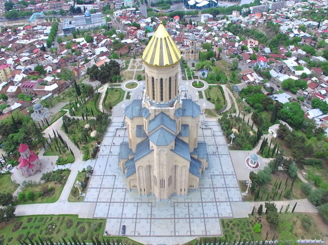 کلیسای جامع تثلیث تفلیس (Holy Trinity)