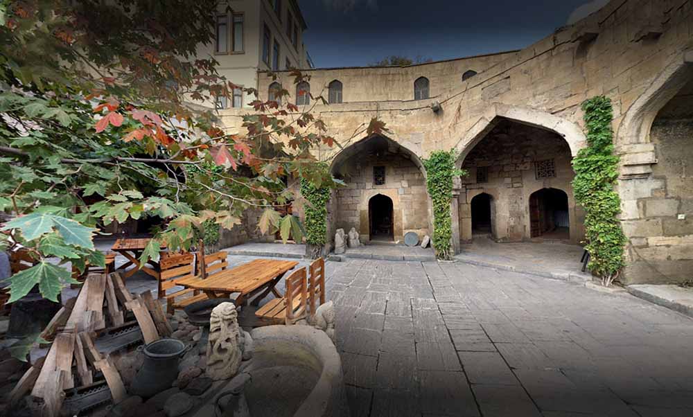 کاروانسرای بخارا باکو
