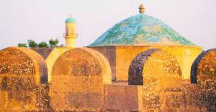مسجد توبا شاخی در نزدیکی باکو